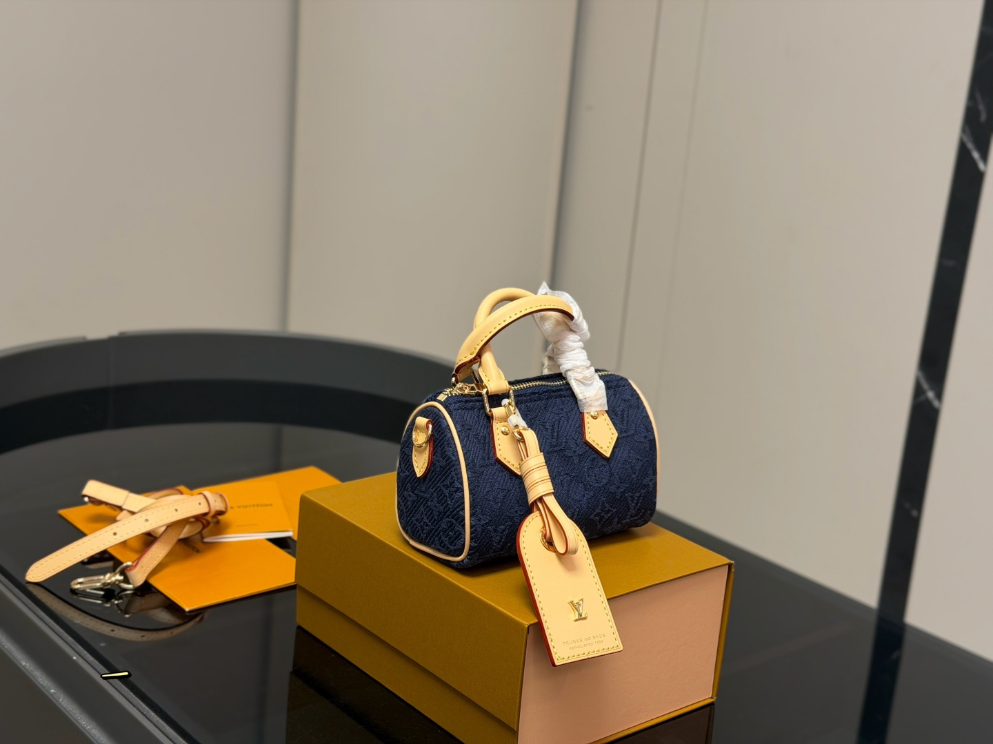 LV Speedy Handbag 6